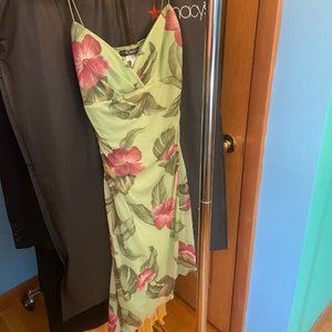 City Triangles, Medium, Green